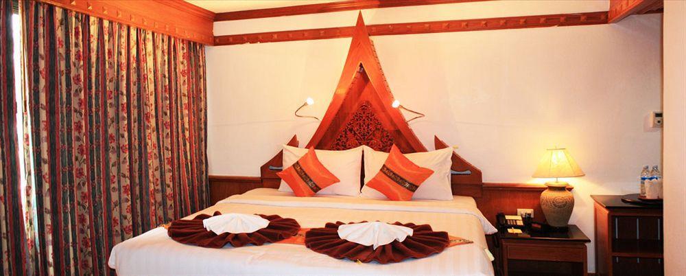 Patong Beach Bed And Breakfast エクステリア 写真