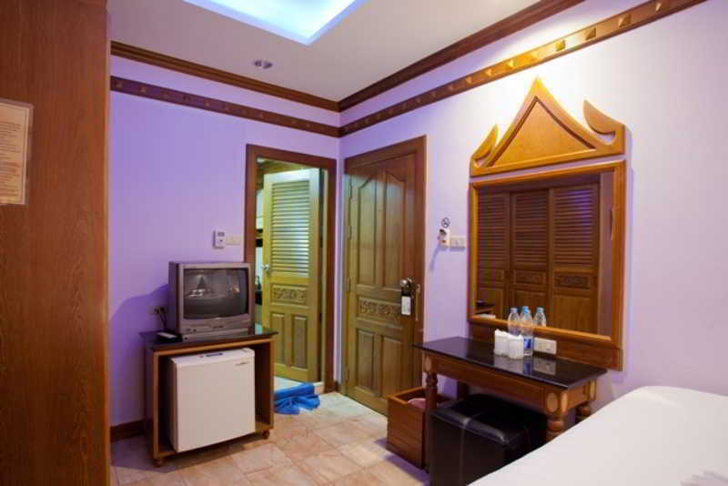 Patong Beach Bed And Breakfast エクステリア 写真